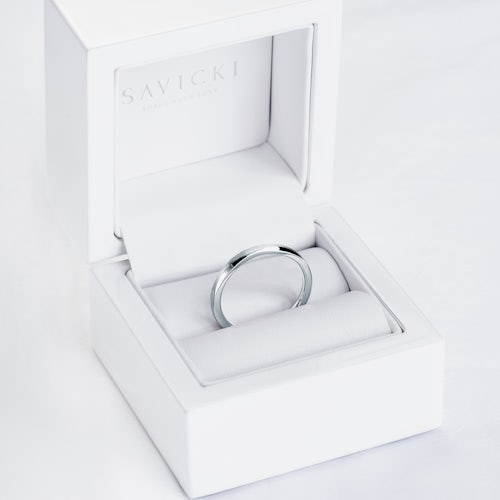 Pierścionek SAVICKI: białe złoto